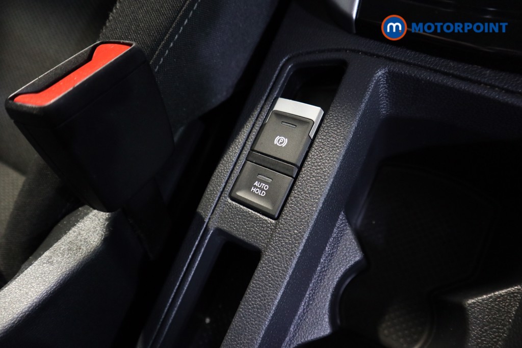 Used Volkswagen T-Roc 2023 for sale - 76819531: Photo 17