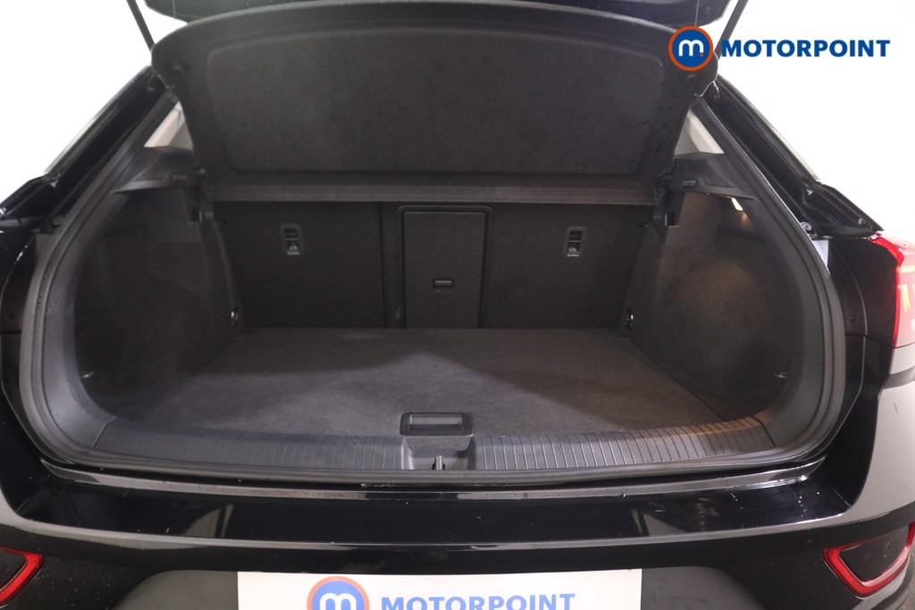 Used Volkswagen T-Roc 2023 for sale - 76819531: Photo 26