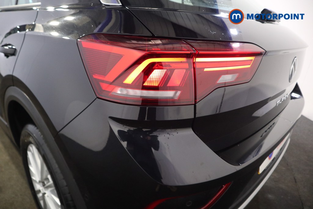 Used Volkswagen T-Roc 2023 for sale - 76819531: Photo 32