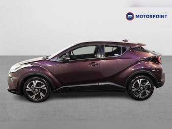 Used Toyota C-HR 2023 for sale - 77135064: Photo
