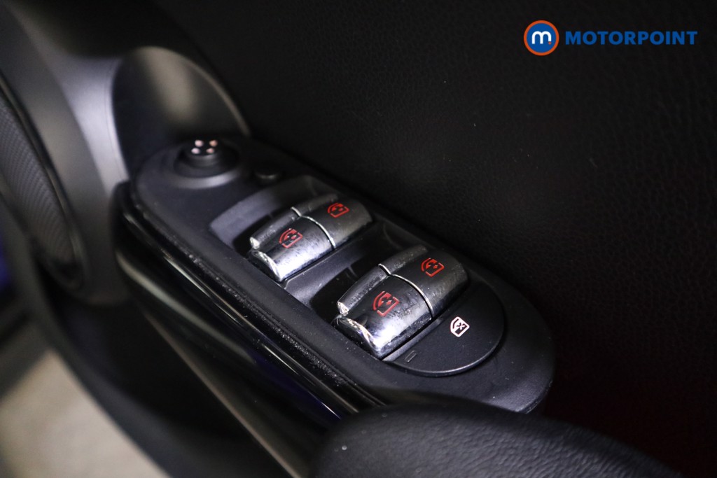 Used MINI Hatch 2019 for sale - 76958197: Photo 19