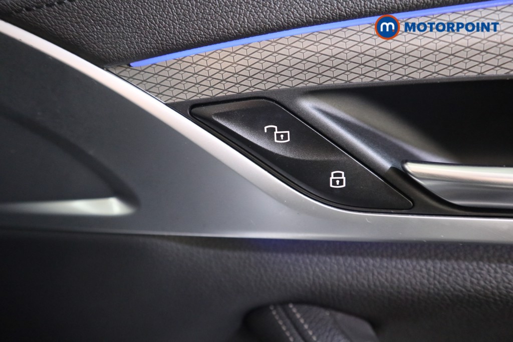 Used BMW 5 Series 2018 for sale - 78026832: Photo 24