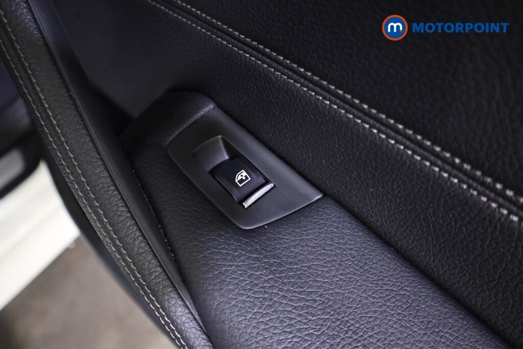 Used BMW 5 Series 2018 for sale - 78026832: Photo 32