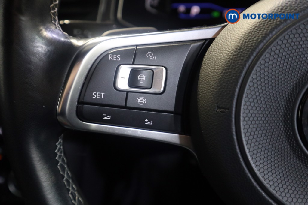 Used Volkswagen T-Roc 2021 for sale - 76782660: Photo 11