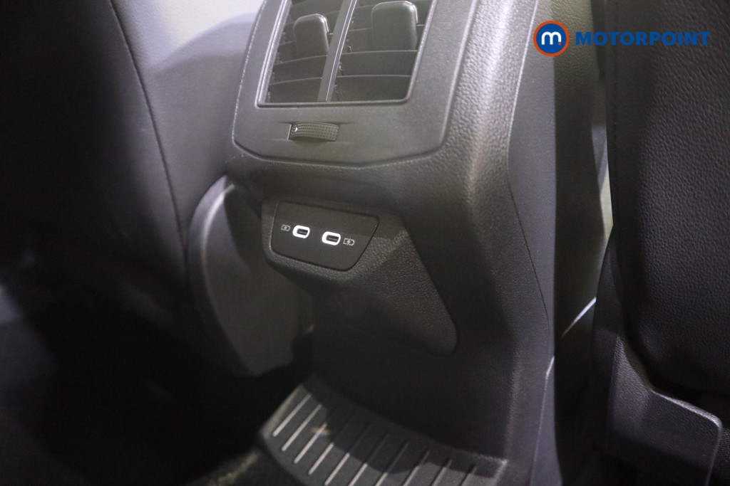 Used Volkswagen T-Roc 2021 for sale - 76782660: Photo 26