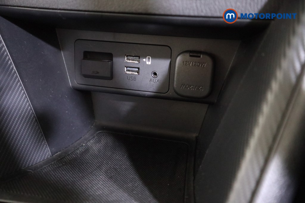 Used Mazda Mazda2 2023 for sale - 77023717: Photo 16