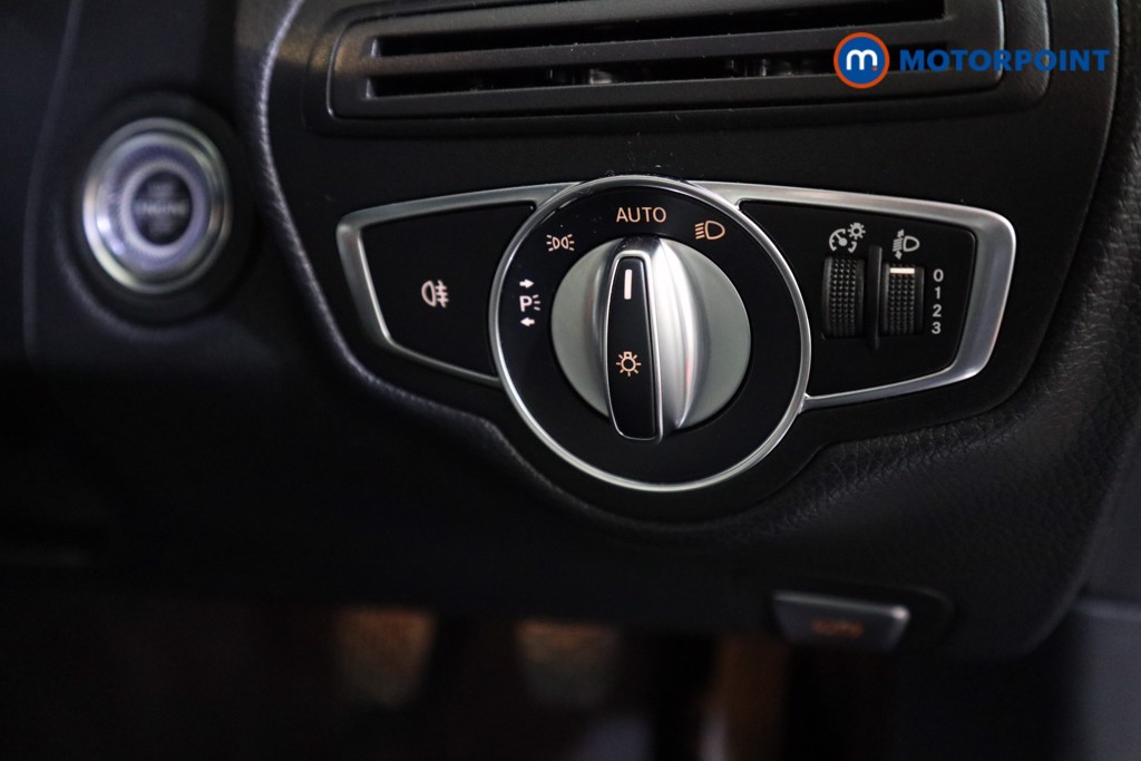 Used Mercedes-Benz C Class 2020 for sale - 77168227: Photo 21