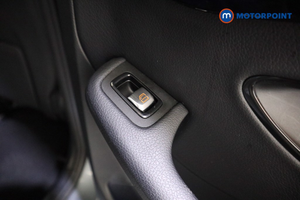 Used Mercedes-Benz C Class 2020 for sale - 77168227: Photo 30