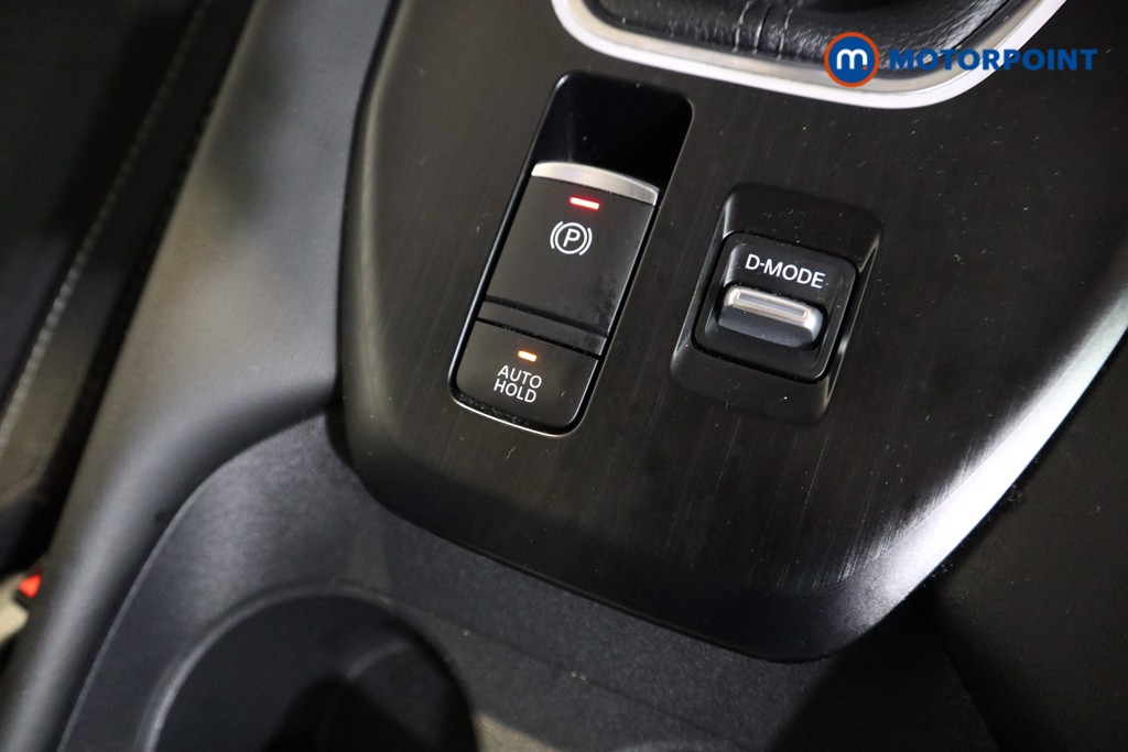 Used Nissan Qashqai for sale - 77180235: Photo 18