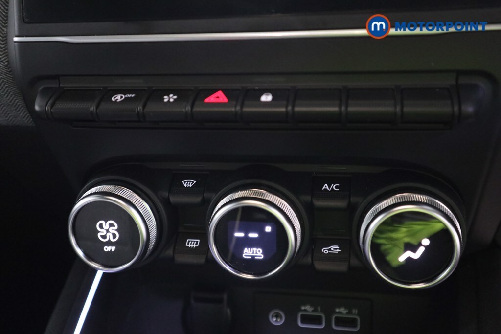 Used Renault Clio for sale - 78176919: Photo 15