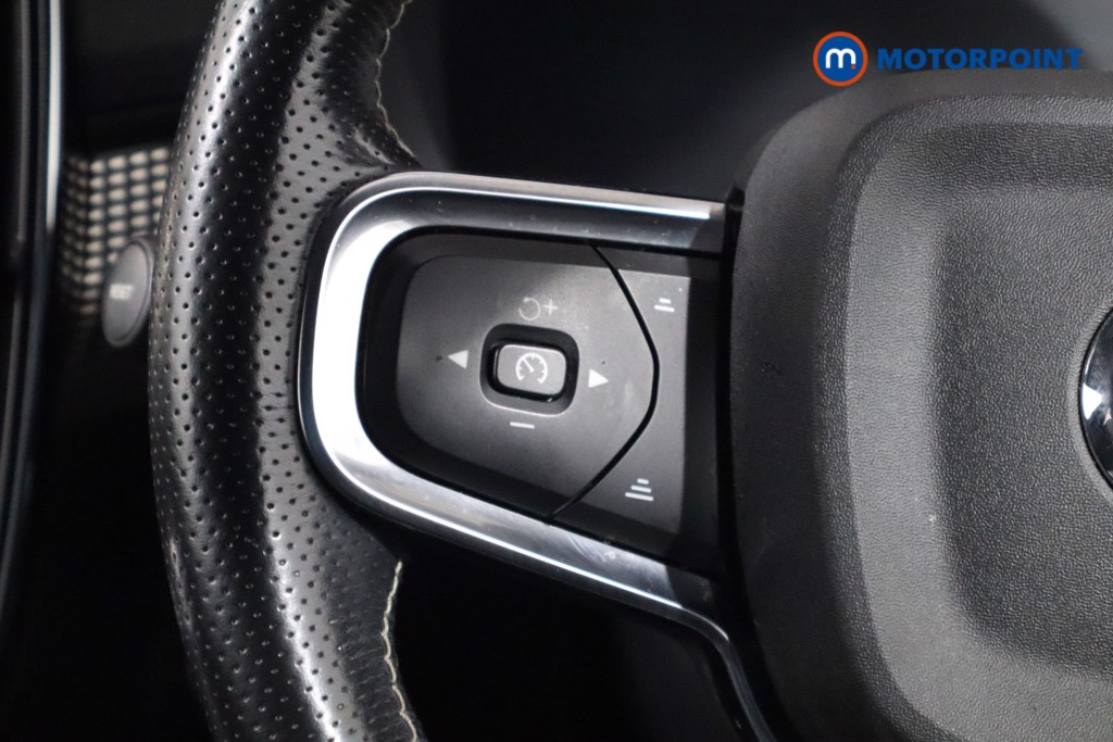 Used Volvo XC40 2021 for sale - 76758345: Photo 15