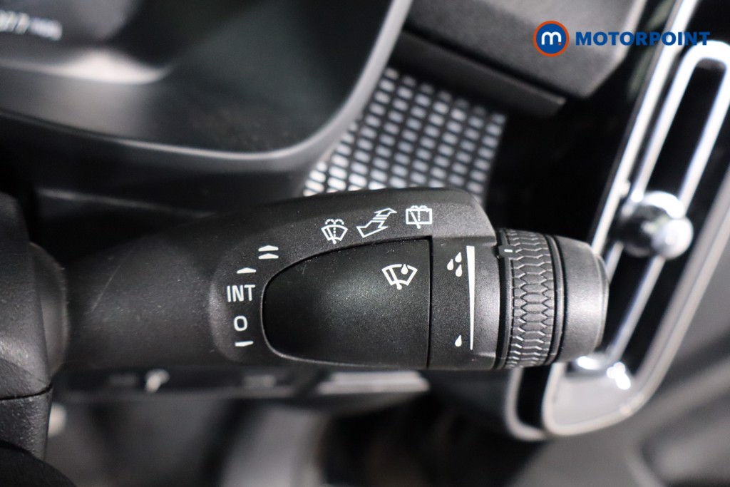 Used Volvo XC40 2021 for sale - 76758345: Photo 25