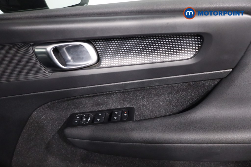 Used Volvo XC40 2021 for sale - 76758345: Photo 28