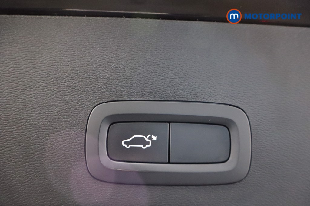 Used Volvo XC40 2021 for sale - 76758345: Photo 43