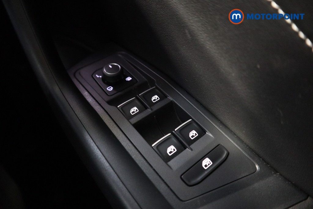 Used Volkswagen T-Roc for sale - 77297916: Photo 14