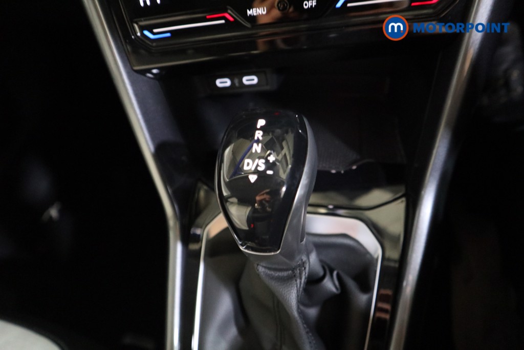 Used Volkswagen T-Roc for sale - 77297916: Photo 19