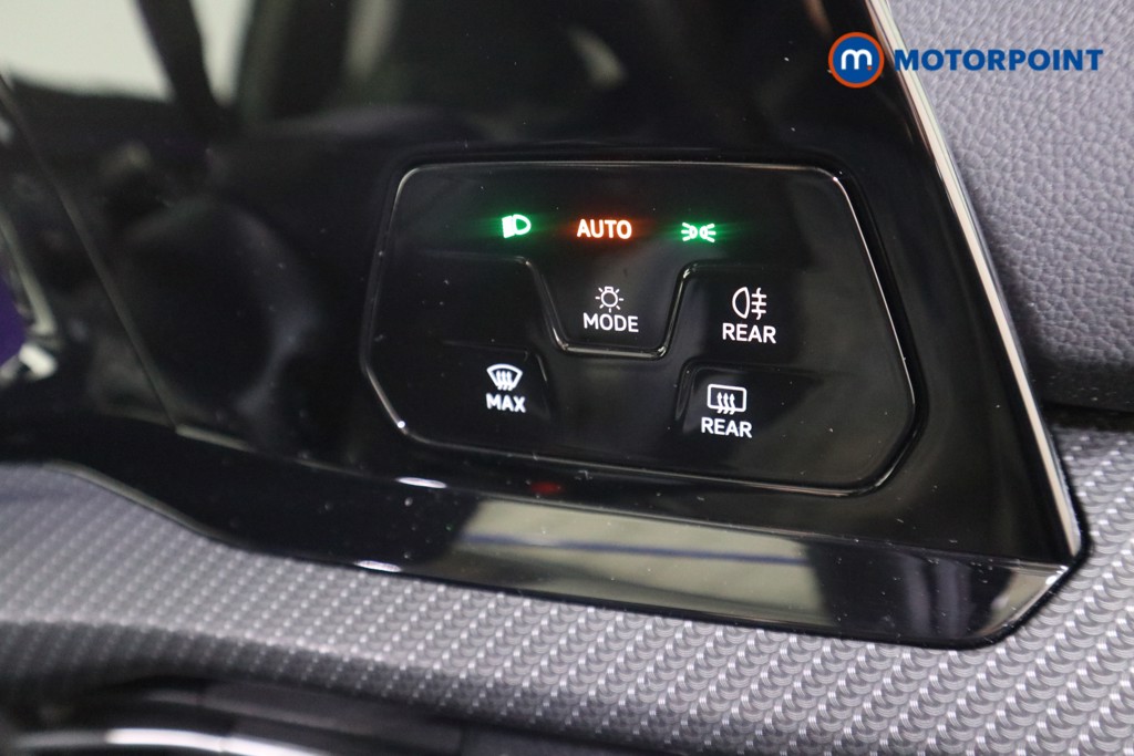 Used Volkswagen Golf 2023 for sale - 77033952: Photo 17