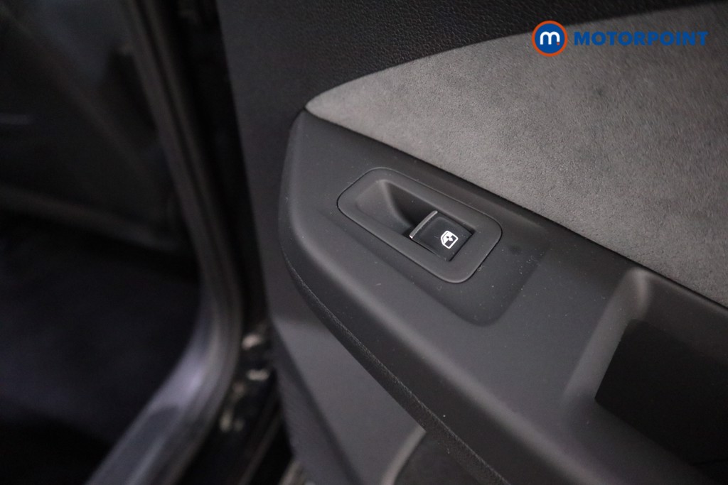 Used Volkswagen Golf 2023 for sale - 77033952: Photo 24