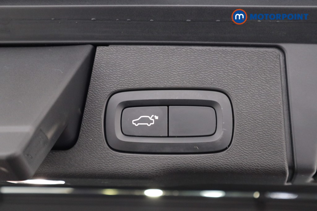 Used Volvo XC60 2021 for sale - 77775522: Photo 28