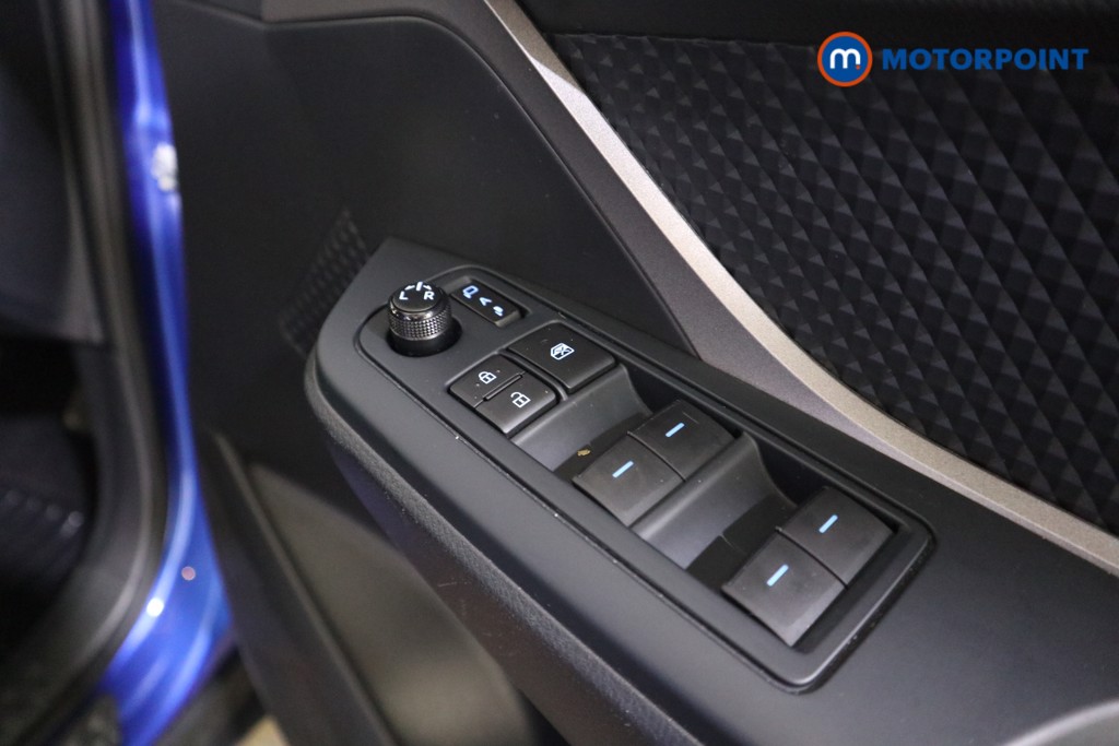 Used Toyota C-HR 2021 for sale - 77199106: Photo 19