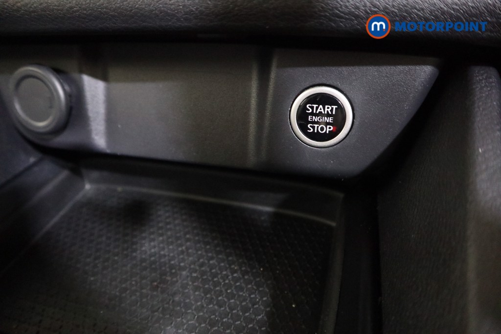 Used Nissan Qashqai for sale - 77674916: Photo 16