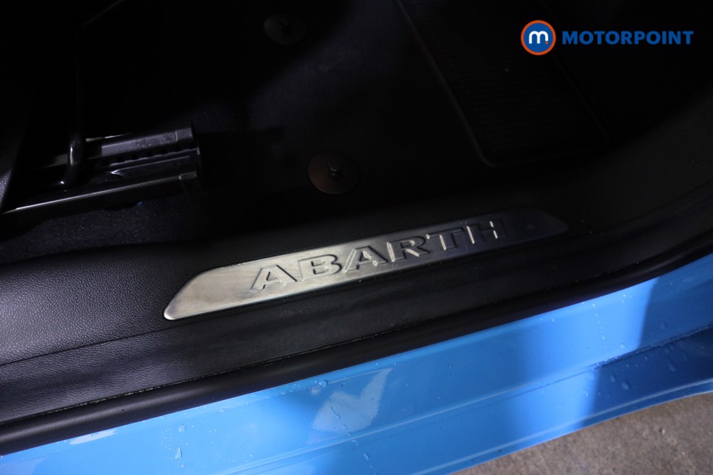Used Abarth 500 2024 for sale - 78142031: Photo 24