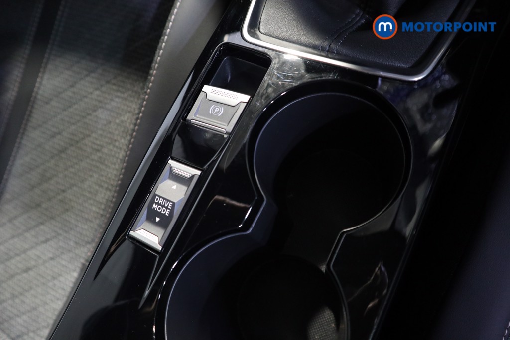 Used Peugeot 2008 2025 for sale - 77878510: Photo 18