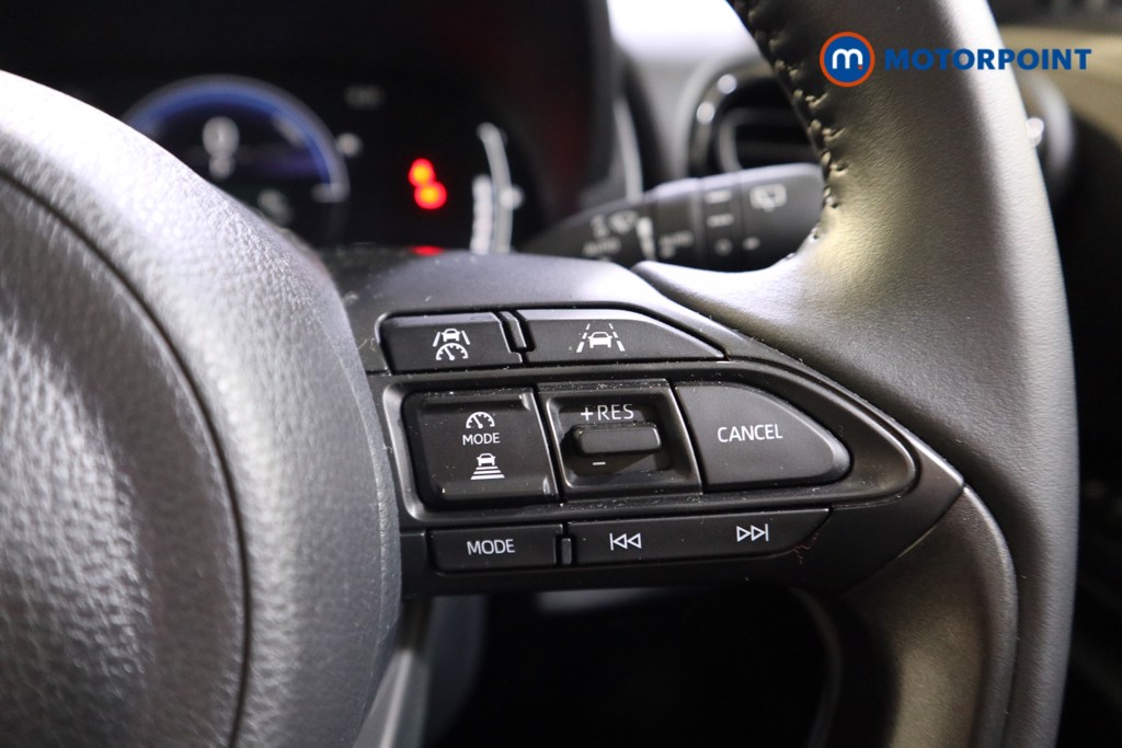 Used Toyota Yaris Cross 2024 for sale - 77297565: Photo 13