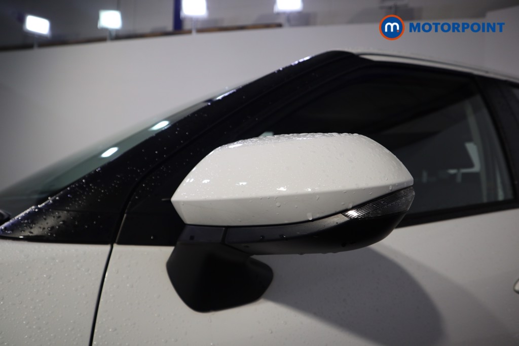 Used Toyota Yaris Cross 2024 for sale - 77297565: Photo 30