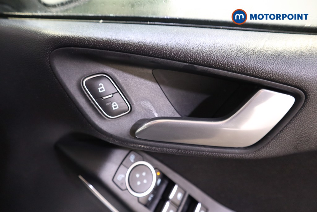 Used Ford Fiesta 2019 for sale - 77904004: Photo 24