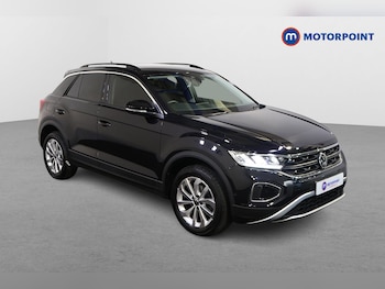 Used Volkswagen T-Roc 2024 for sale - 77730232: Photo