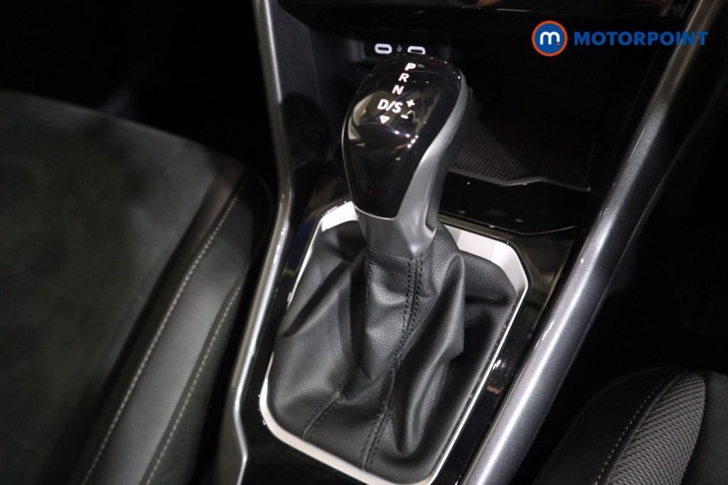 Used Volkswagen T-Roc 2022 for sale - 76697210: Photo 16