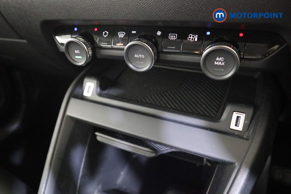 Used Citroen C4 2024 for sale - 76984970: Photo 15