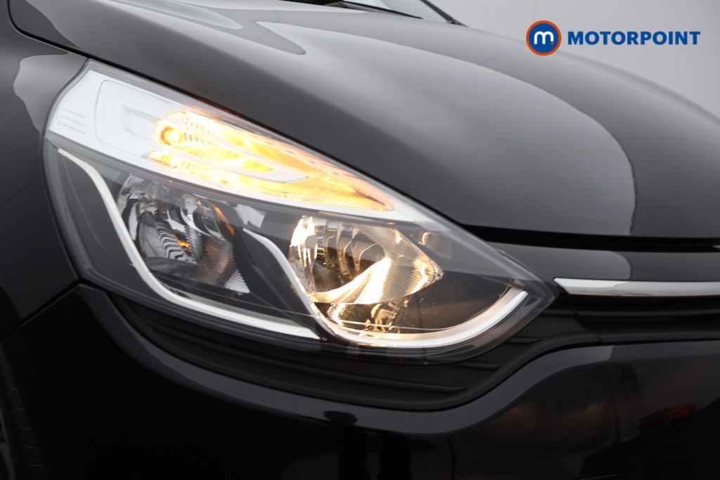 Used Renault Clio 2019 for sale - 76767357: Photo 35