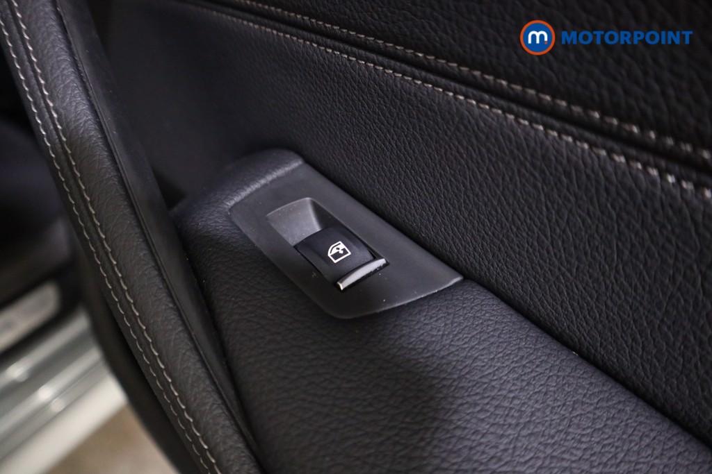 Used BMW 5 Series 2022 for sale - 77248965: Photo 32