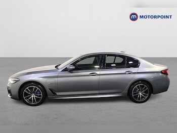 Used BMW 5 Series 2022 for sale - 77248965: Photo