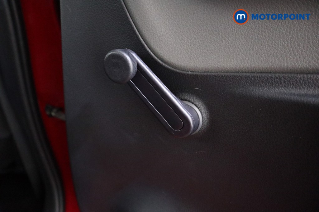 Used Toyota Yaris 2019 for sale - 77312891: Photo 23