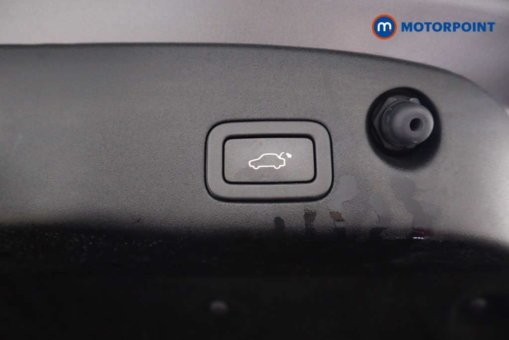 Used Jaguar XJ 2017 for sale - 76526730: Photo 34