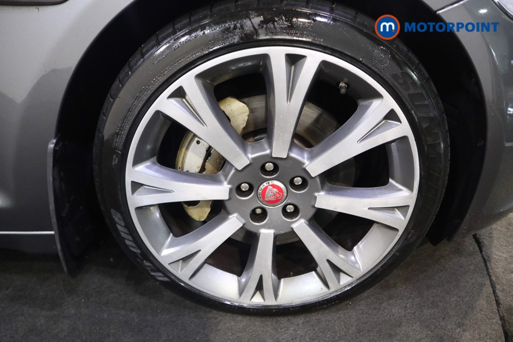 Used Jaguar XJ 2017 for sale - 76526730: Photo 36