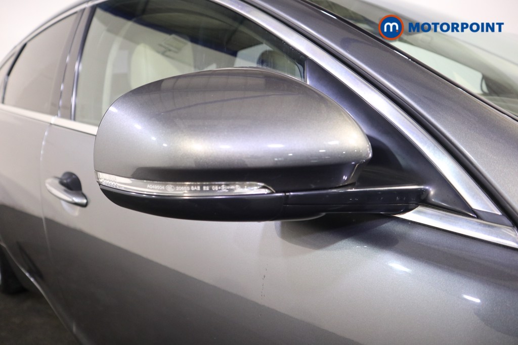 Used Jaguar XJ 2017 for sale - 76526730: Photo 44