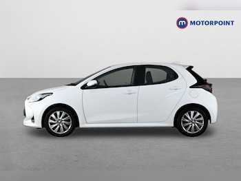 Used Toyota Yaris 2023 for sale - 78980615: Photo