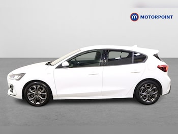 Used Ford Focus 2022 for sale - 76416105: Photo