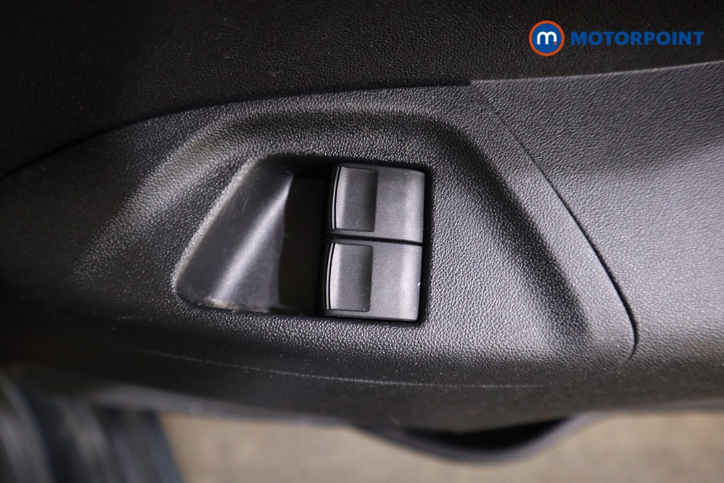 Used Toyota AYGO 2017 for sale - 77003439: Photo 16