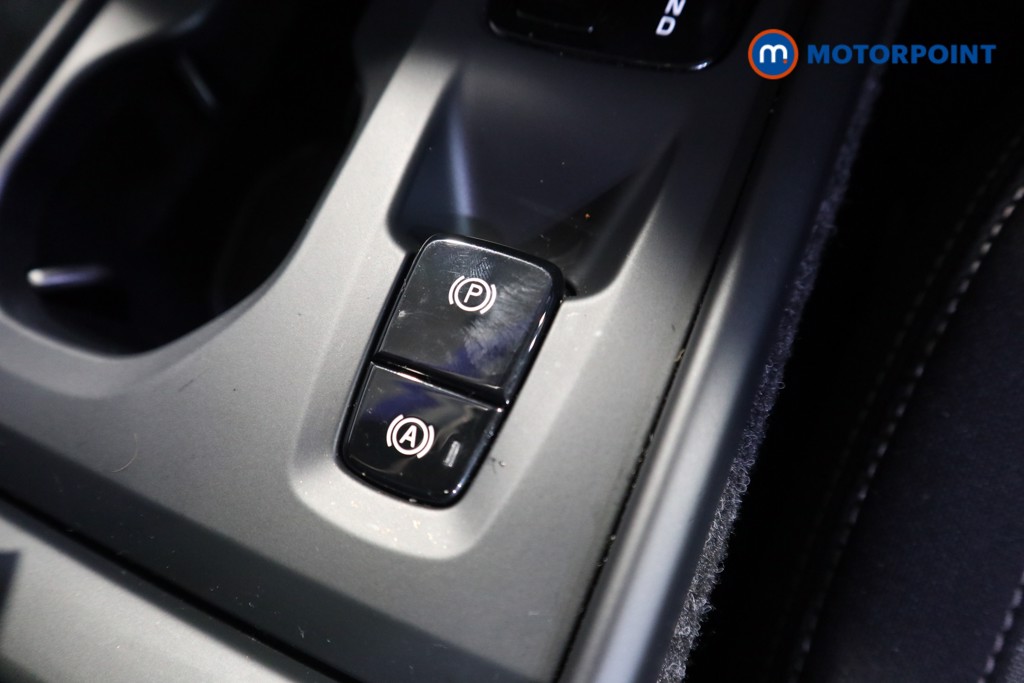 Used Volvo XC40 2025 for sale - 77715707: Photo 18