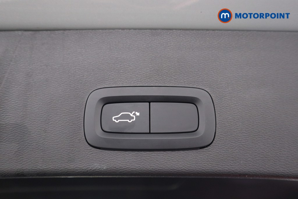 Used Volvo XC40 2025 for sale - 77715707: Photo 32