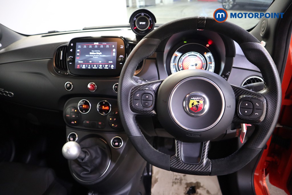 Used Abarth 695 2023 for sale - 77845850: Photo 9