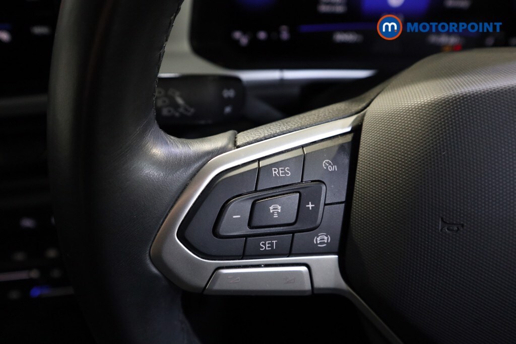 Used Volkswagen T-Roc 2023 for sale - 77872730: Photo 11