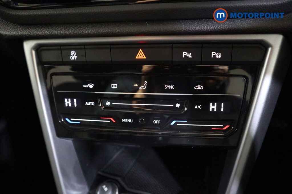 Used Volkswagen T-Roc 2023 for sale - 77872730: Photo 15