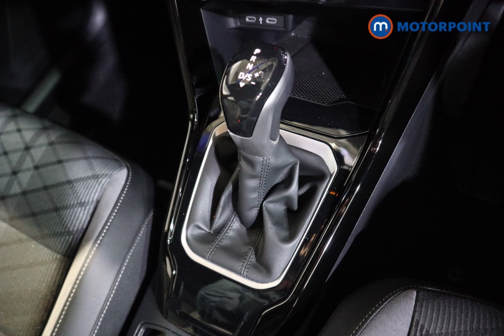 Used Volkswagen T-Roc 2024 for sale - 77404090: Photo 18