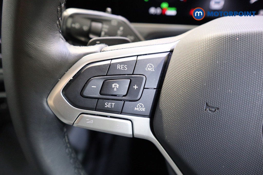 Used Volkswagen Passat 2025 for sale - 76757147: Photo 11